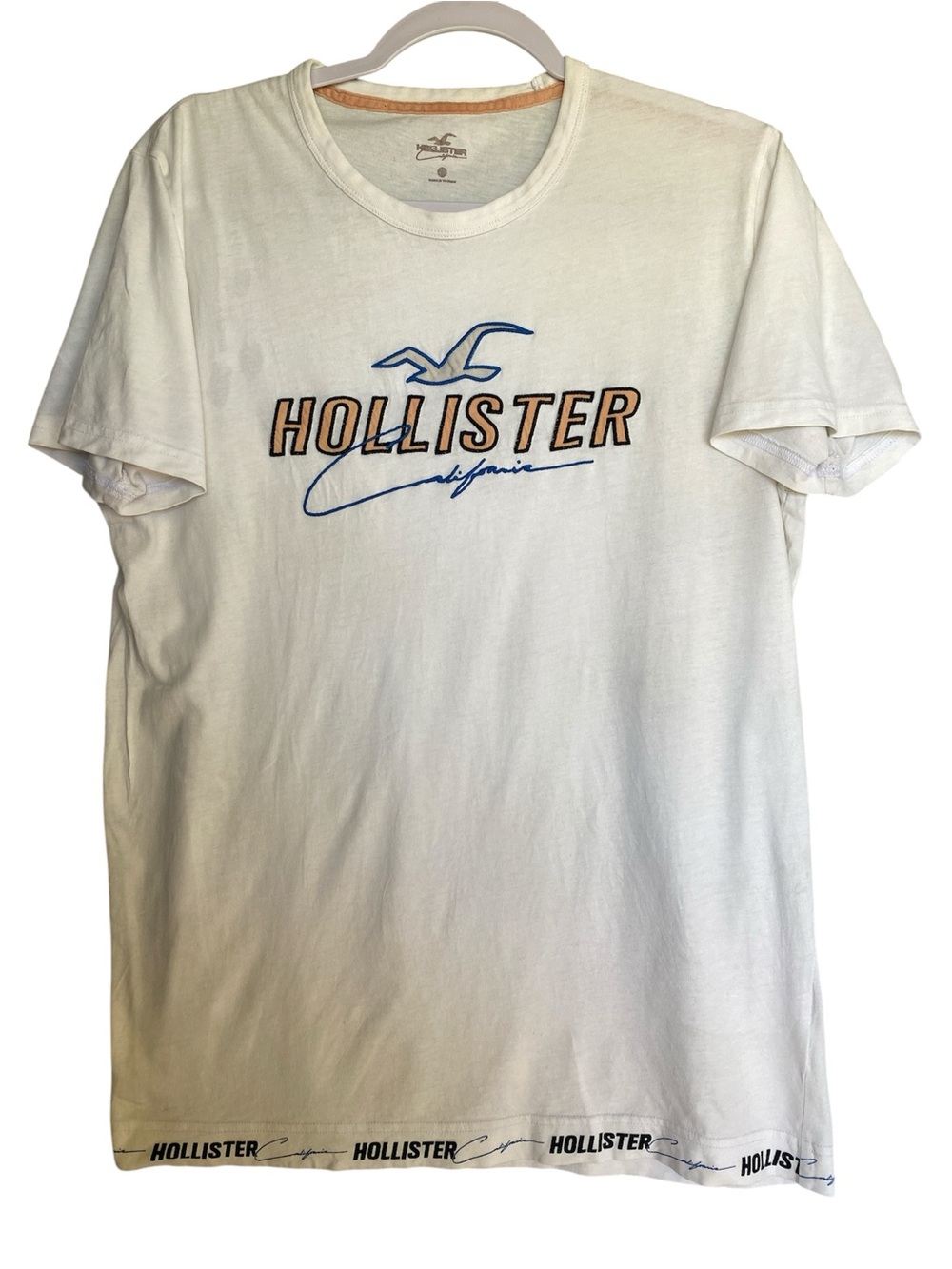Hollister White Short-Sleeve Tee with Blue and Tan Logo